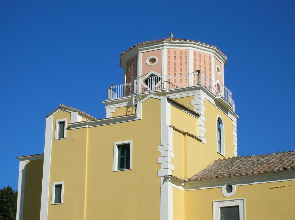 Farmstay La Morella Battipaglia Exterior photo